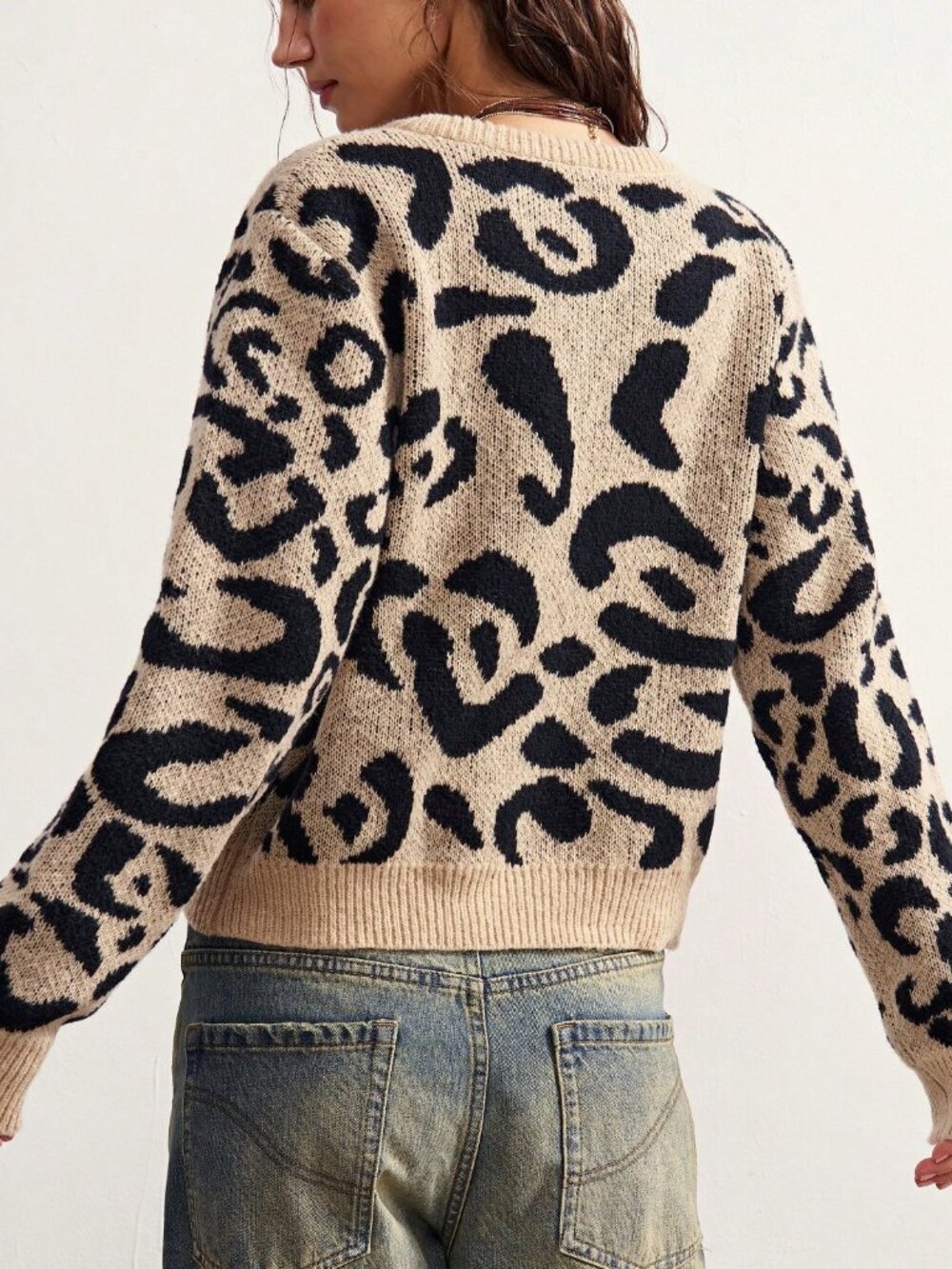 Apricot Casual Women's Leopard Print Jacquard Knit Cardigan - Picture 2 of 9